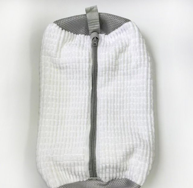 ๐ No-Scrub Shoe Washing Bag โ Clean & Protect Your Sneakers In The Washing Machine