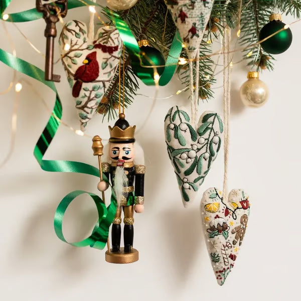 💖DIY Heart Shaped Hand Embroidered Christmas Ornament/Ornament Kit